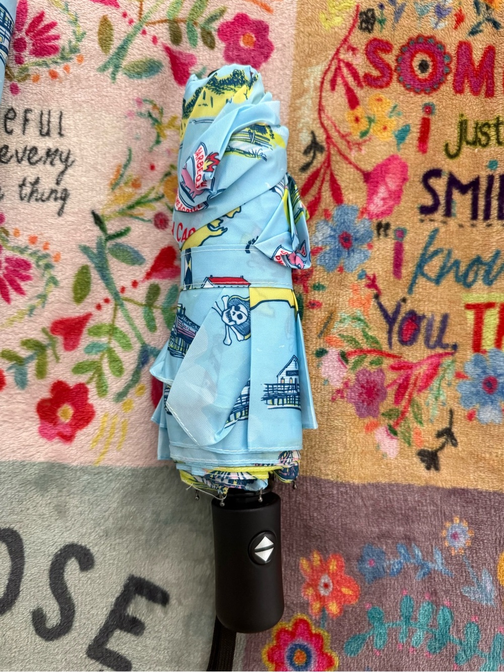 Scout North Carolina Umbrella - Picture 3 of 6
